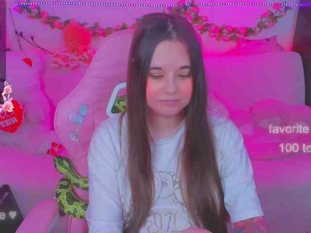 LoliSuccub webcam