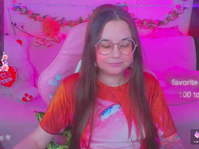 LoliSuccub webcam