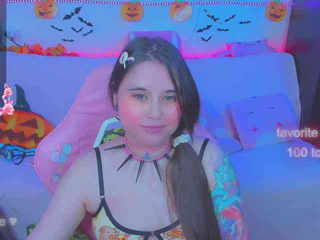LoliSuccub webcam