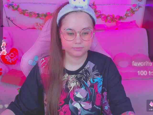 LoliSuccub webcam