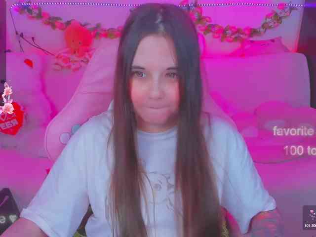 LoliSuccub webcam