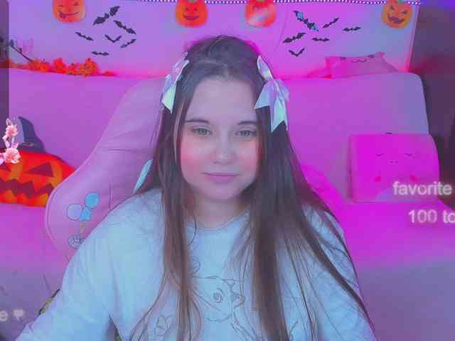 LoliSuccub webcam