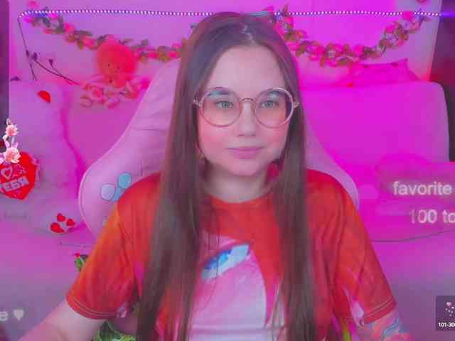 LoliSuccub webcam