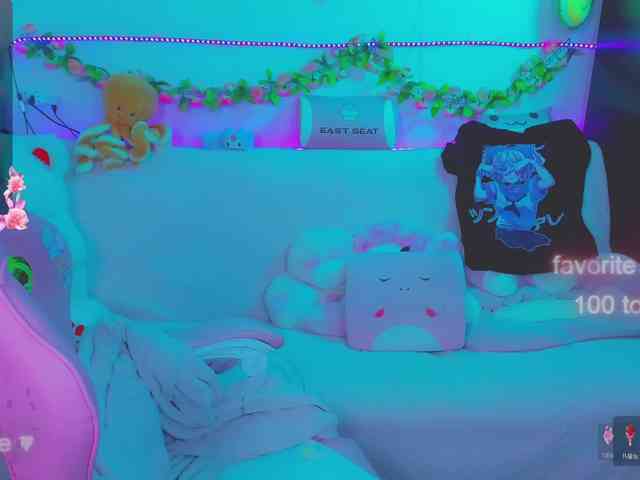 LoliSuccub webcam