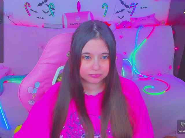 LoliSuccub webcam