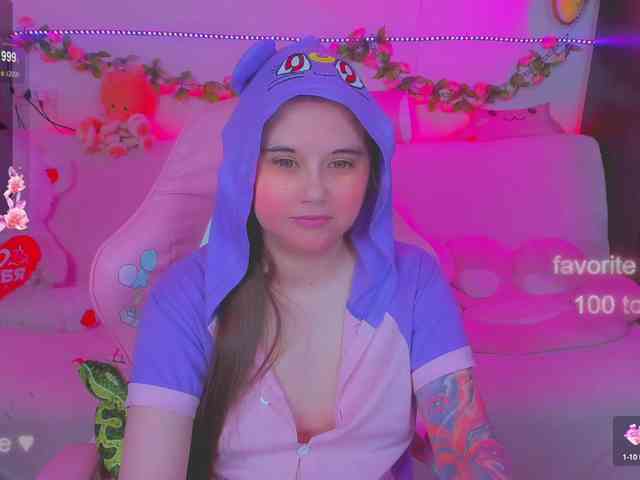 LoliSuccub webcam