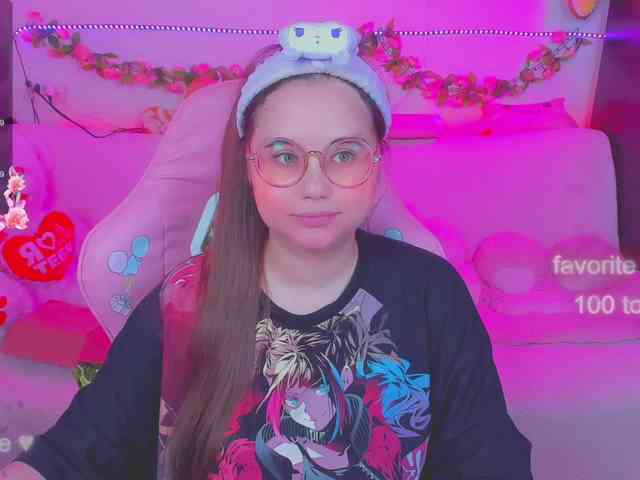 LoliSuccub webcam