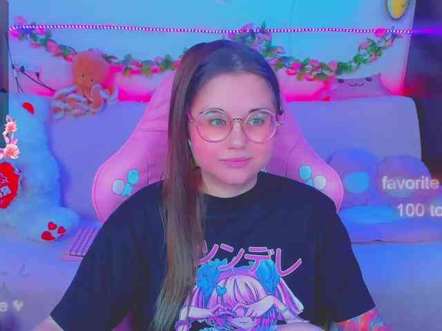 LoliSuccub webcam
