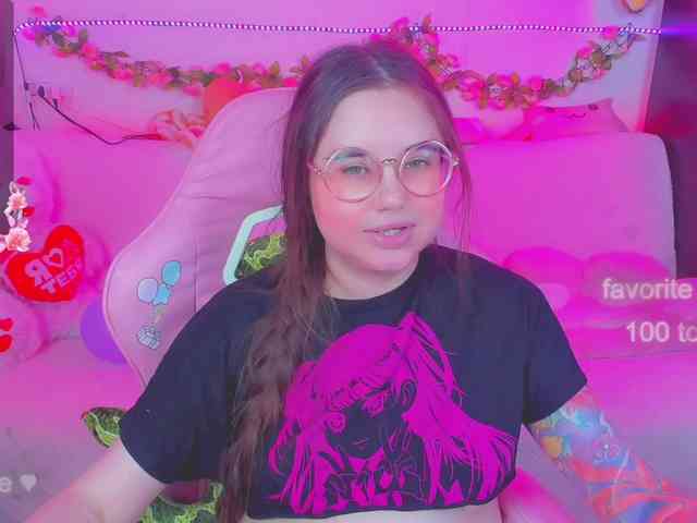 LoliSuccub webcam