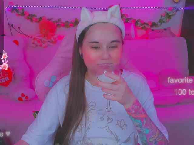 LoliSuccub webcam