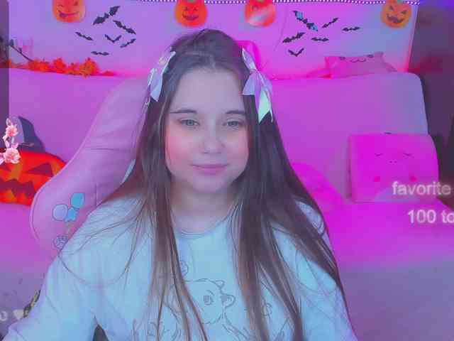 LoliSuccub webcam