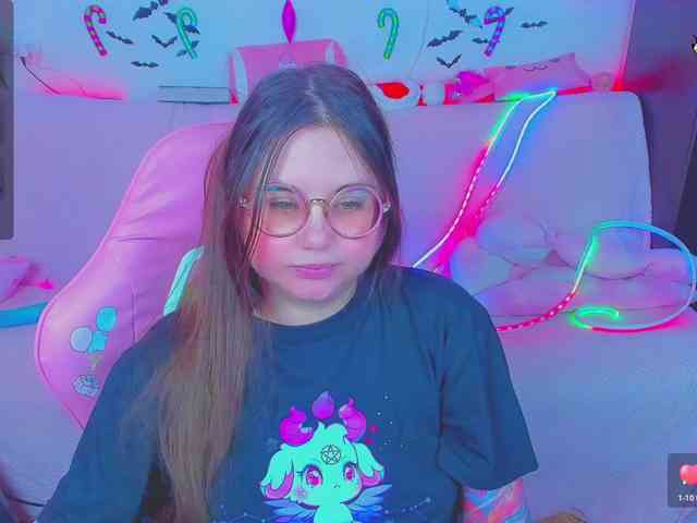 LoliSuccub webcam