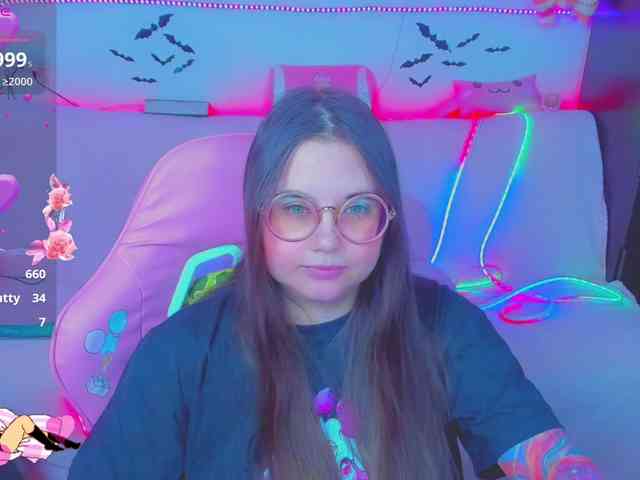 LoliSuccub webcam