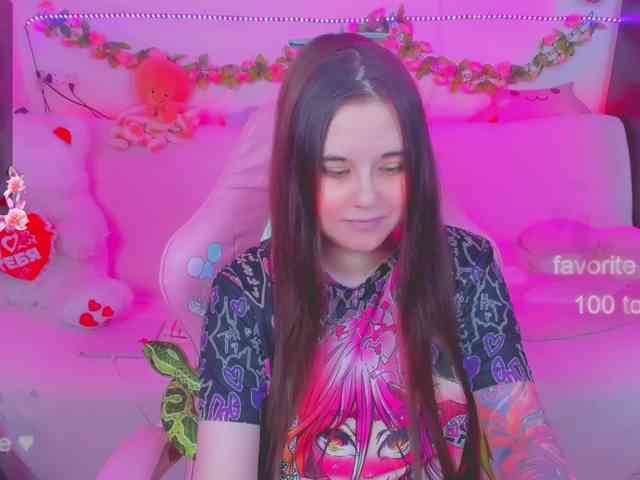 LoliSuccub webcam