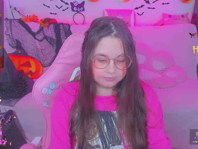 LoliSuccub webcam