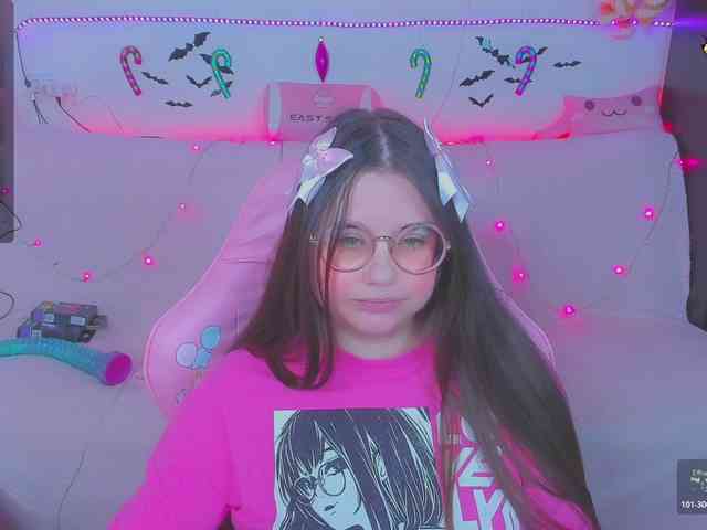 LoliSuccub webcam