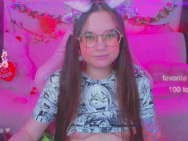 LoliSuccub webcam