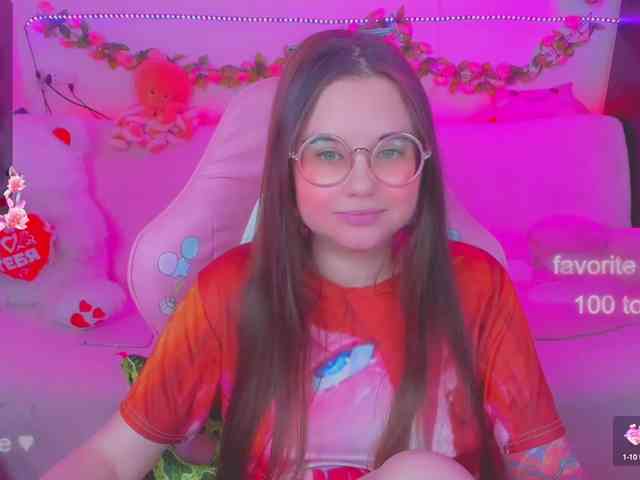 LoliSuccub webcam