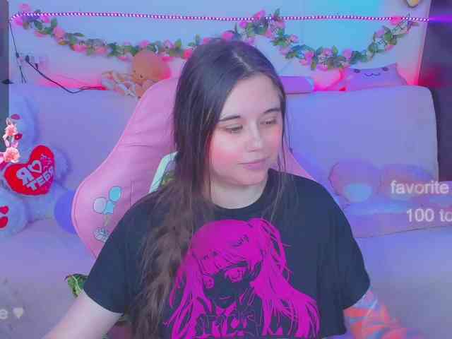 LoliSuccub webcam