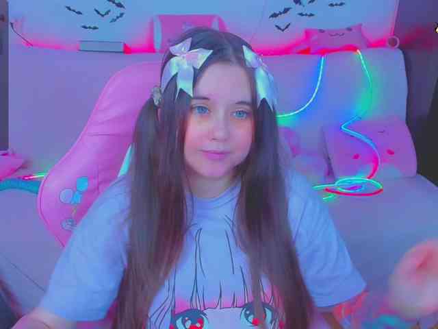 LoliSuccub webcam