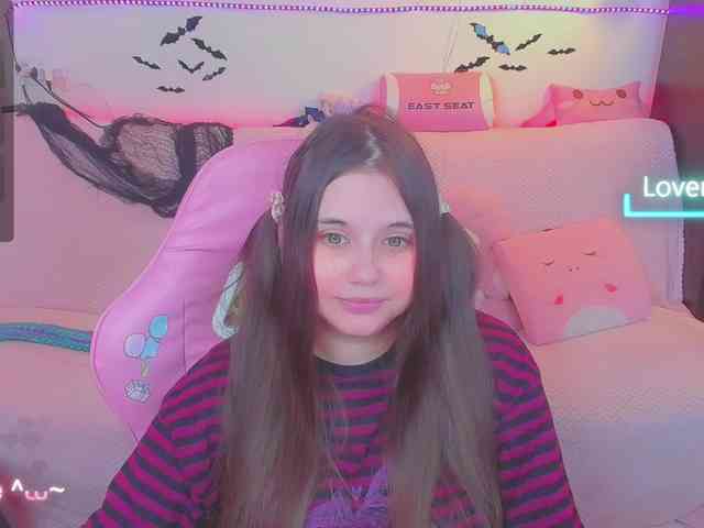 LoliSuccub webcam