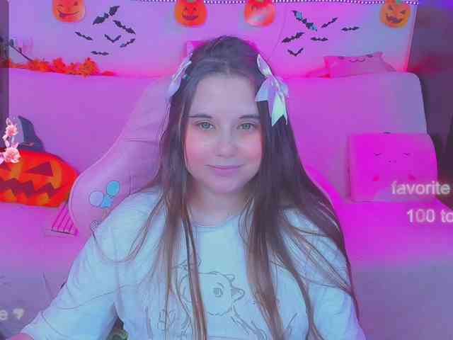 LoliSuccub webcam