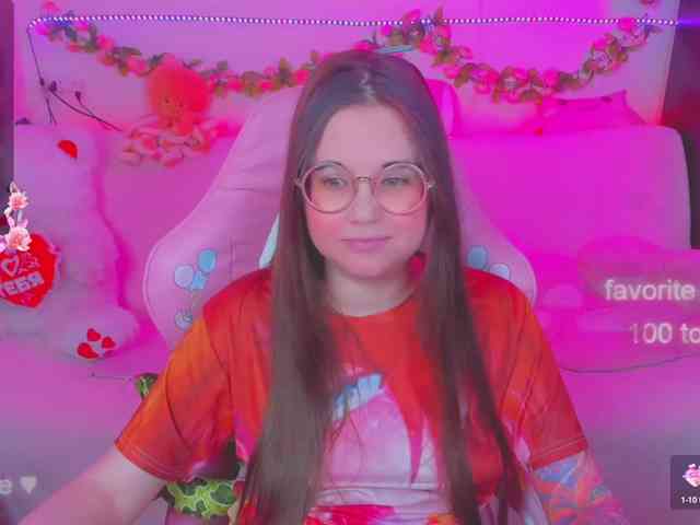 LoliSuccub webcam