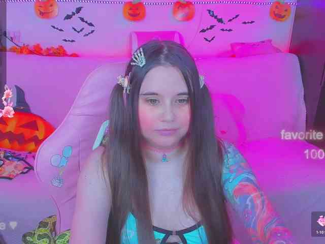 LoliSuccub webcam