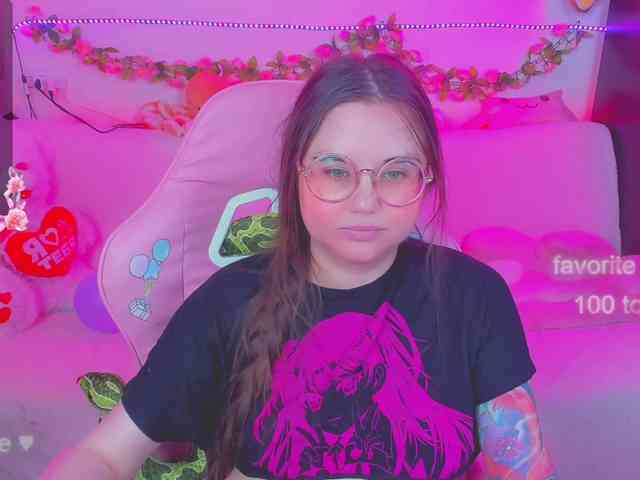 LoliSuccub webcam