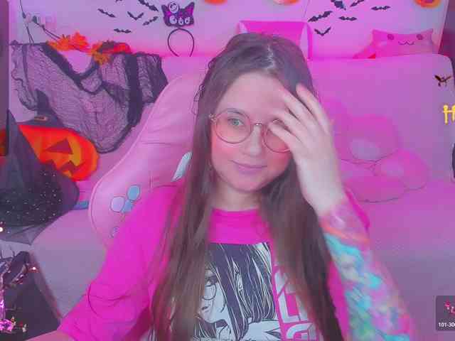 LoliSuccub webcam