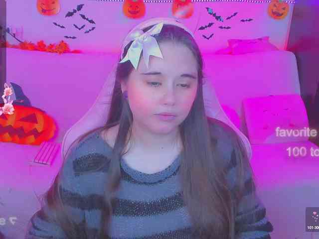 LoliSuccub webcam
