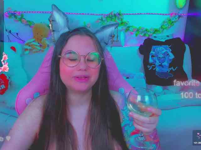 LoliSuccub webcam