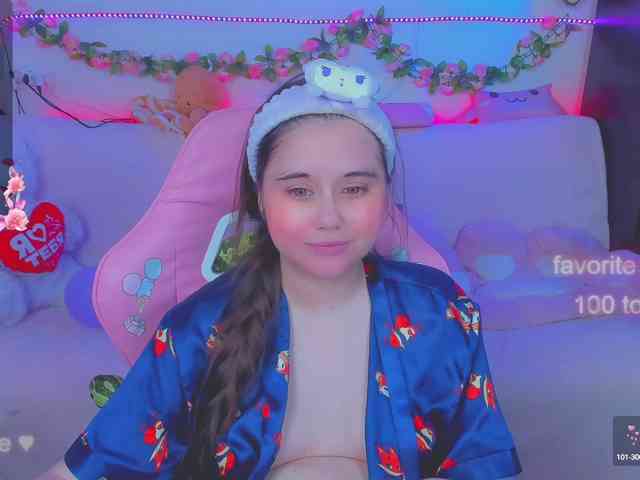 LoliSuccub webcam