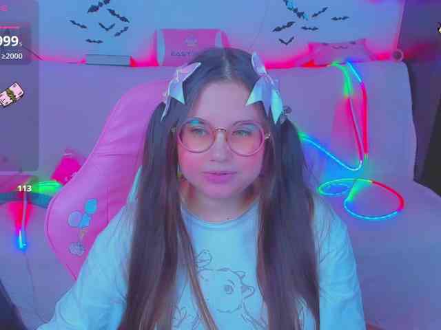 LoliSuccub webcam