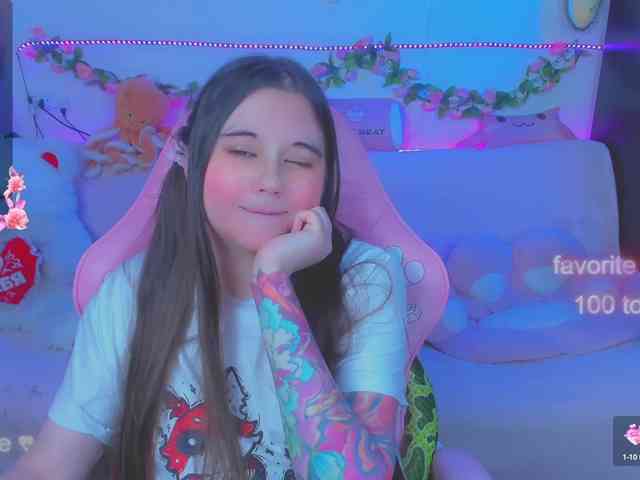 LoliSuccub webcam