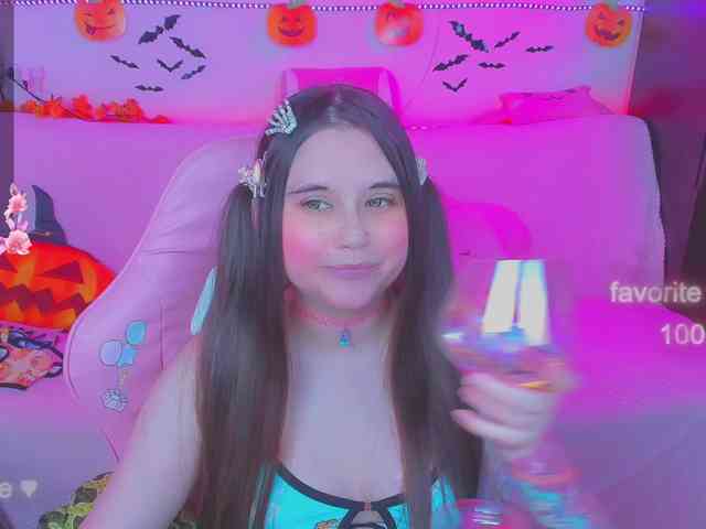 LoliSuccub webcam