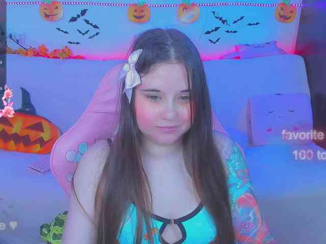 LoliSuccub webcam
