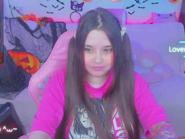 LoliSuccub webcam