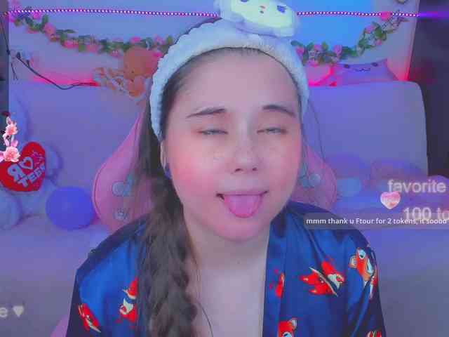 LoliSuccub webcam