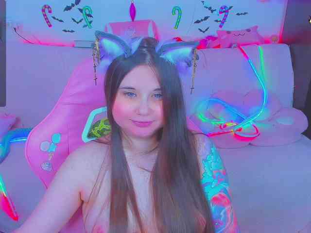 LoliSuccub webcam