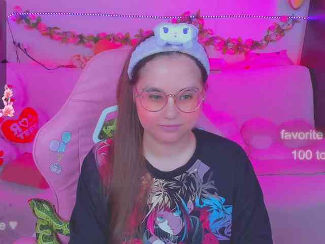 LoliSuccub webcam