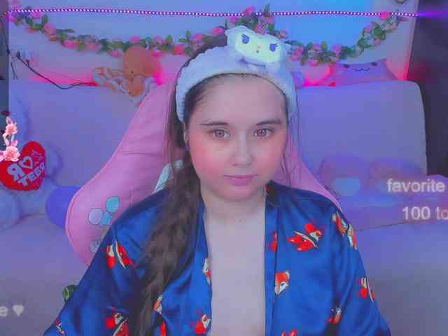 LoliSuccub webcam