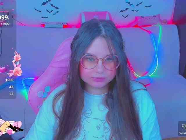 LoliSuccub webcam