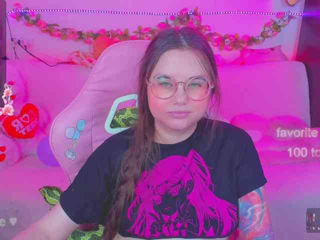 LoliSuccub webcam