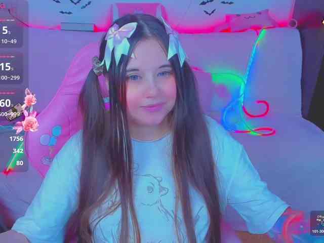LoliSuccub webcam