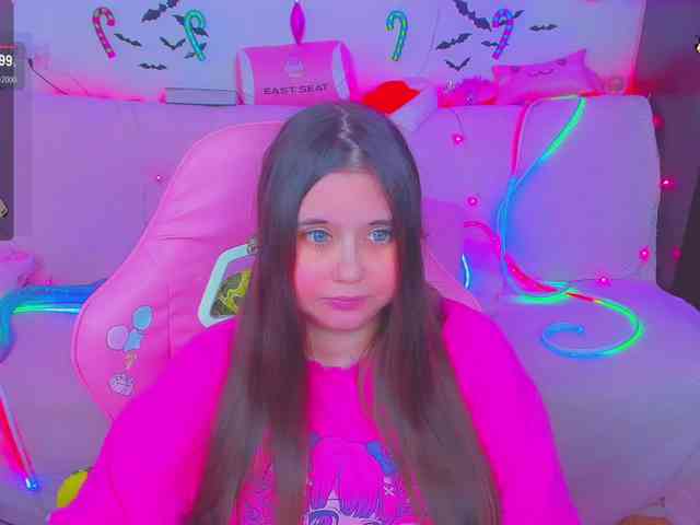 LoliSuccub webcam