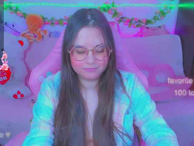LoliSuccub webcam