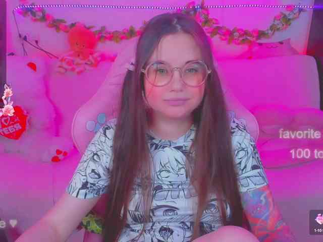 LoliSuccub webcam