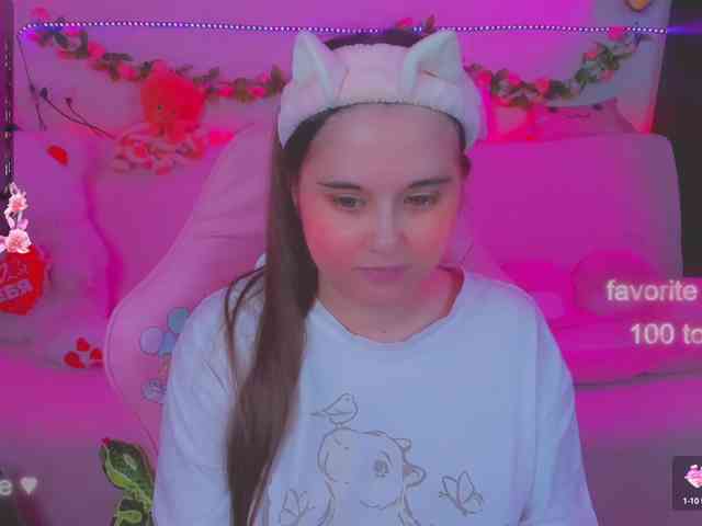 LoliSuccub webcam