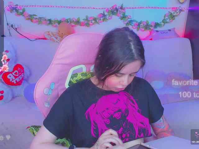 LoliSuccub webcam